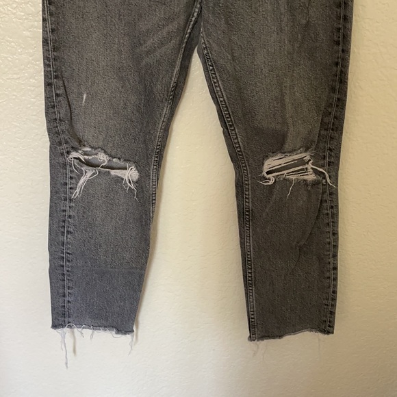 Zara Slim Straight High Rise Ripped Jeans - Picture 5 of 8